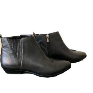 Ivanka Trump Leather Avali Booties